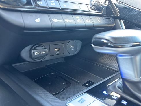 Used 2025 Hyundai Elantra SEL FWD image 27