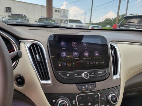 Used 2024 Chevrolet Malibu LT image 18