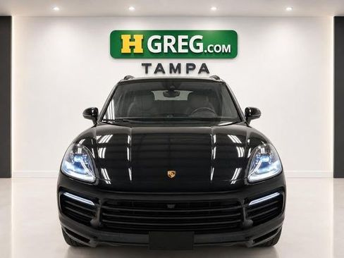 Used 2023 Porsche Cayenne AWD/4WD image 7