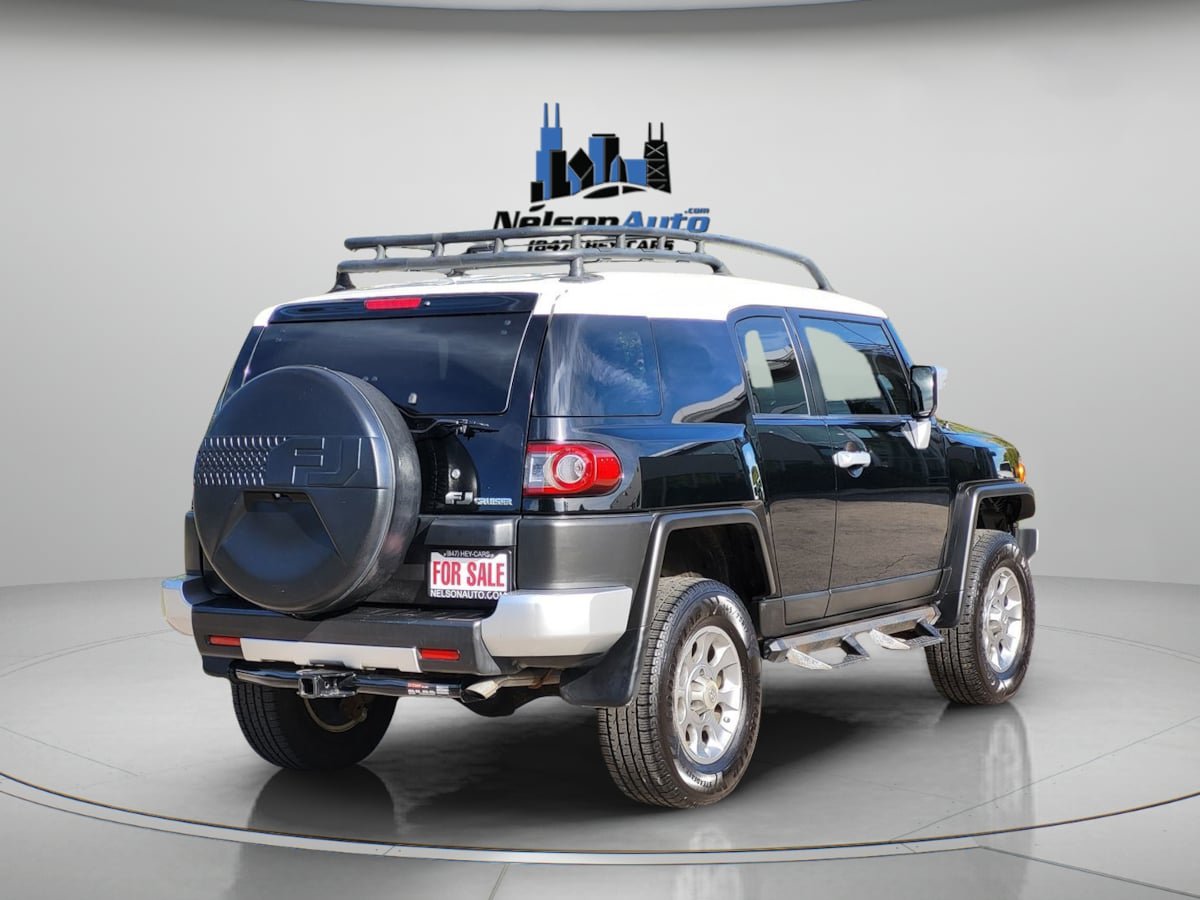 Used 2013 Toyota FJ Cruiser 4WD w/ Convenience Pkg image 4