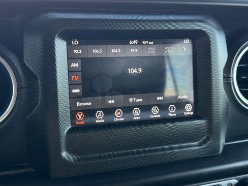 Used 2018 Jeep Wrangler Unlimited Sahara w/ Safety Group AWD/4WD image 58