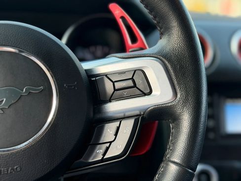 Used 2020 Ford Mustang Coupe RWD image 17
