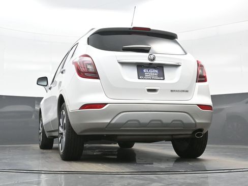 Used 2021 Buick Encore Preferred FWD image 30