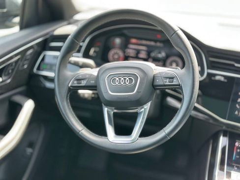 Used 2023 Audi Q8 Premium Plus w/ Premium Plus Package AWD/4WD image 11
