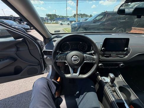 Used 2022 Nissan Altima 2.5 SR FWD image 20