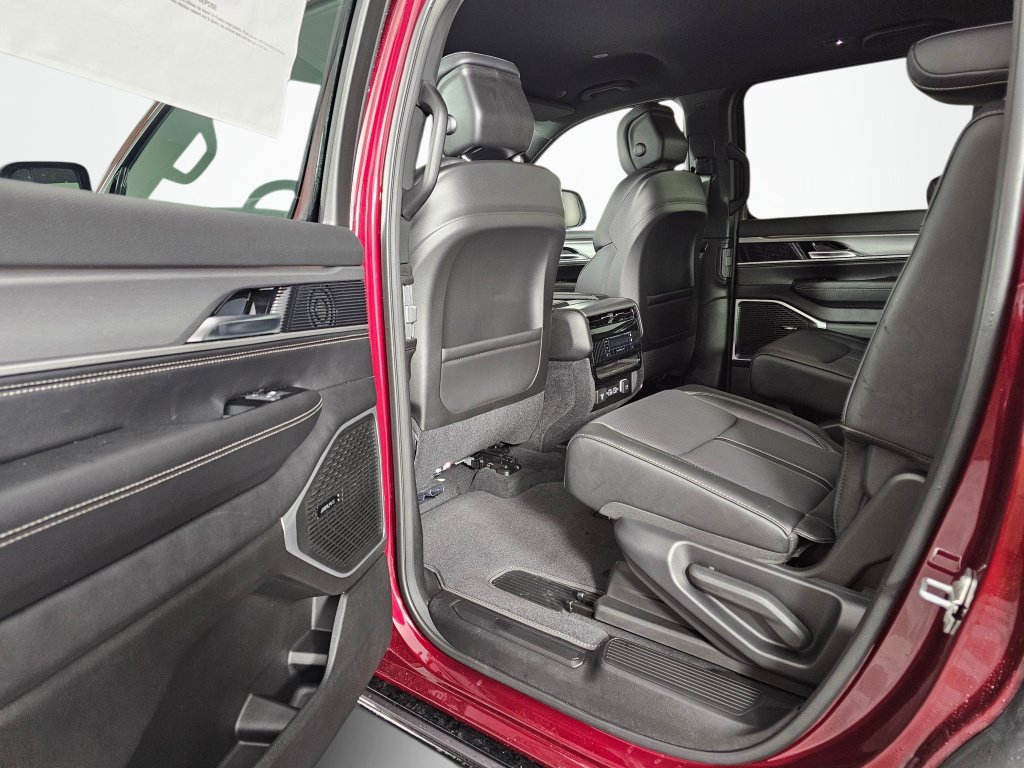 New 2026 Jeep Grand Wagoneer Limited AWD/4WD image 35