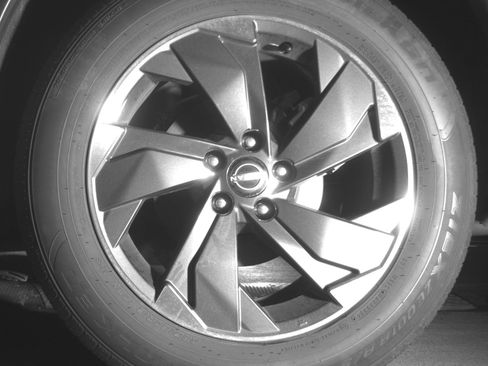 Used 2025 Nissan Rogue SV image 14