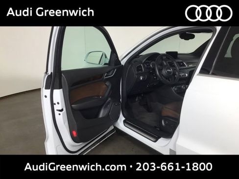 Used 2015 Audi Q3 2.0T Prestige w/ Prestige Package AWD/4WD image 10