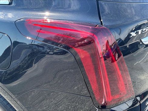 Certified 2023 Cadillac XT5 Premium Luxury image 22