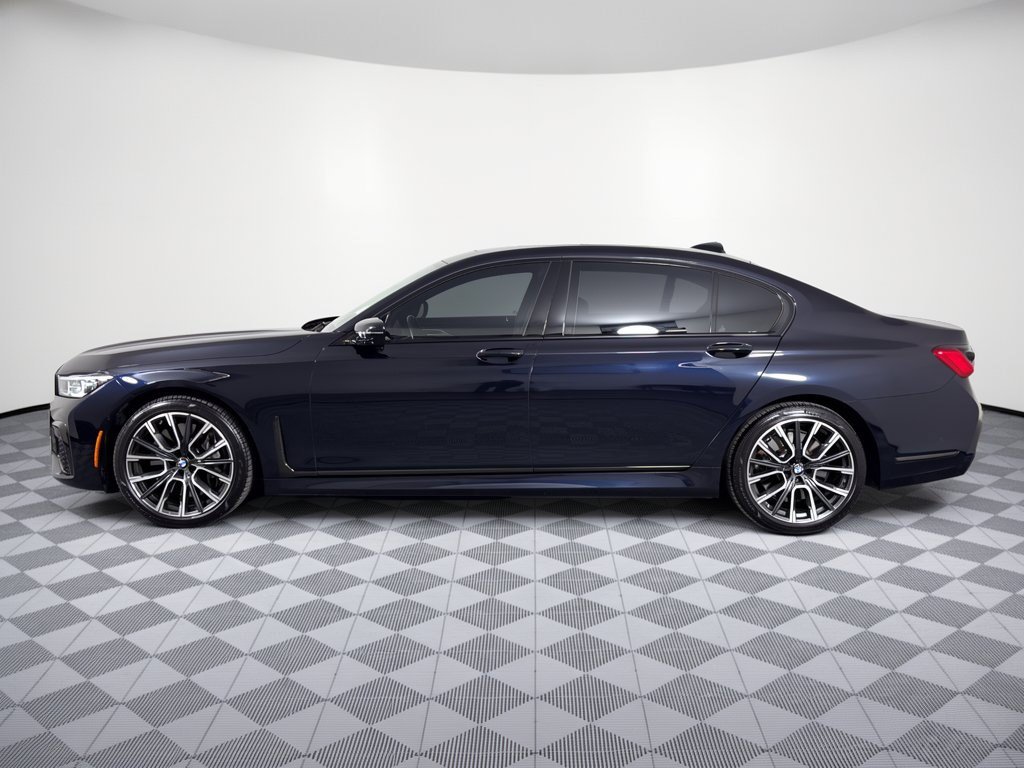 Used 2021 BMW 750i xDrive w/ Luxury Rear Seating Package AWD/4WD image 2