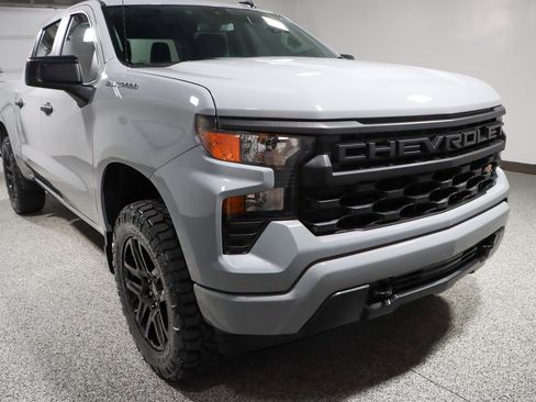 Used 2024 Chevrolet Silverado 1500 Custom AWD/4WD image 5
