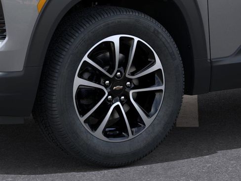 New 2026 Chevrolet TrailBlazer LT w/ Convenience Package FWD image 9