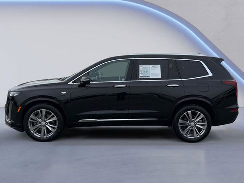 Used 2024 Cadillac XT6 Premium Luxury w/ Technology Package image 8