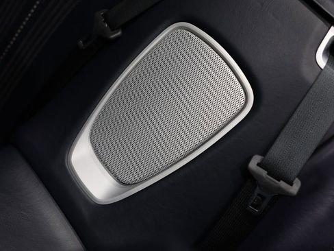 Used 2019 Aston Martin DB11 Volante image 42