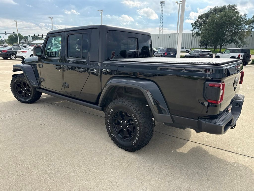 Used 2021 Jeep Gladiator Sport AWD/4WD image 5