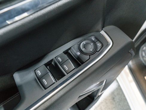 Used 2024 Chevrolet Silverado 1500 RST image 14