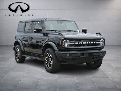 Used 2021 Ford Bronco Outer Banks AWD/4WD image 3