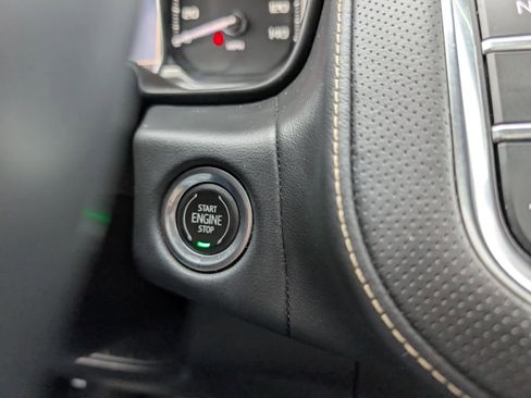 Used 2021 GMC Yukon SLT w/ SLT Premium Package image 27