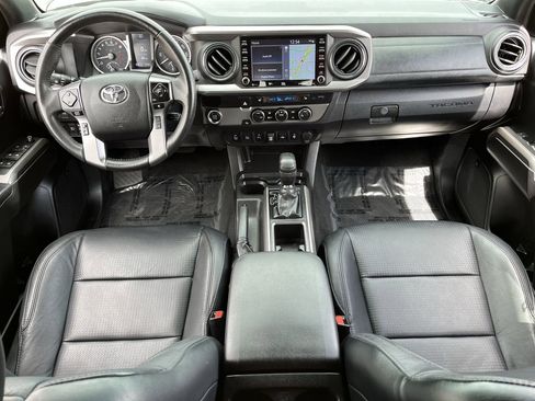 Used 2022 Toyota Tacoma Limited w/ Nightshade Package image 9