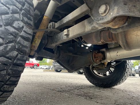 Used 2018 RAM 2500 Laramie w/ Sport Appearance Group AWD/4WD image 17