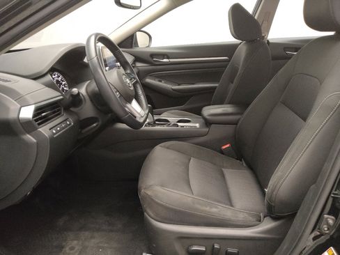 Used 2019 Nissan Altima 2.5 SV image 17