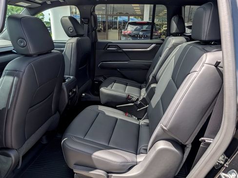 New 2026 GMC Acadia Elevation w/ Black Edition FWD image 27