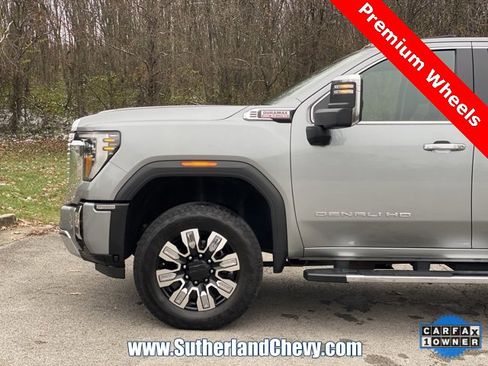 Used 2024 GMC Sierra 2500 Denali w/ Denali Reserve Package image 10