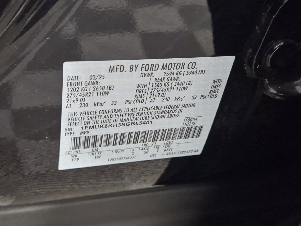 Used 2025 Ford Explorer ST-Line w/ ST-Line Street Pack AWD/4WD image 38