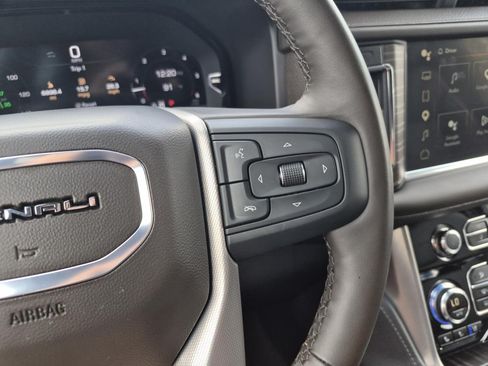 Certified 2024 GMC Yukon XL Denali AWD/4WD image 25