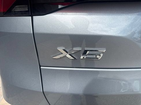 Used 2024 BMW X5 sDrive40i w/ Premium Package RWD image 5