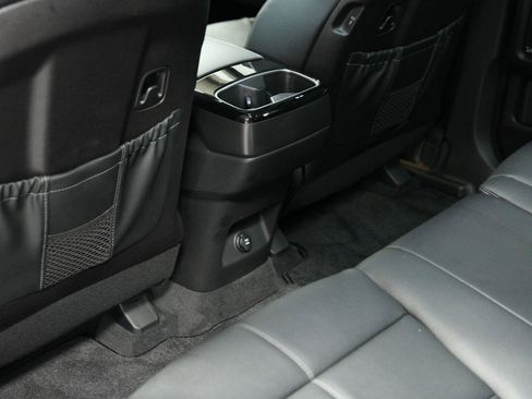 Used 2025 Kia Telluride SX AWD/4WD image 32