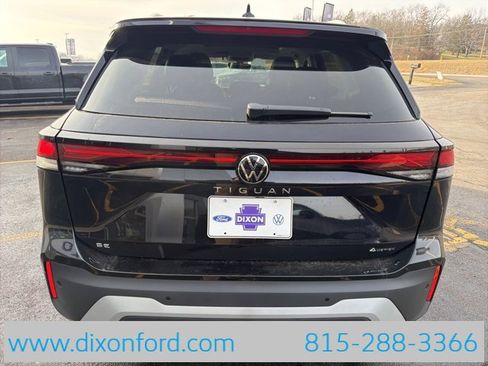 New 2026 Volkswagen Tiguan SE image 6