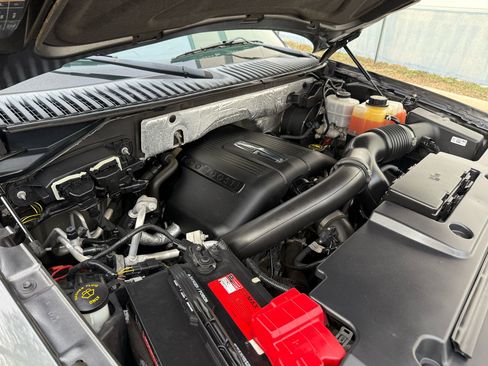 Used 2015 Lincoln Navigator 4WD 4dr image 52