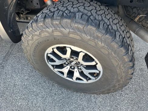 Certified 2022 Ford F150 Raptor w/ Equipment Group 801A High AWD/4WD image 20