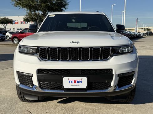 New 2025 Jeep Grand Cherokee L Limited image 7