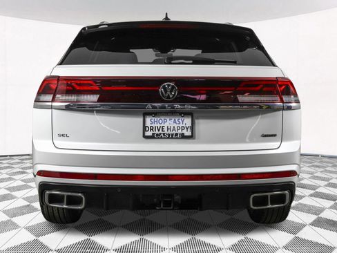 Used 2024 Volkswagen Atlas Cross Sport SEL Premium R-Line image 15