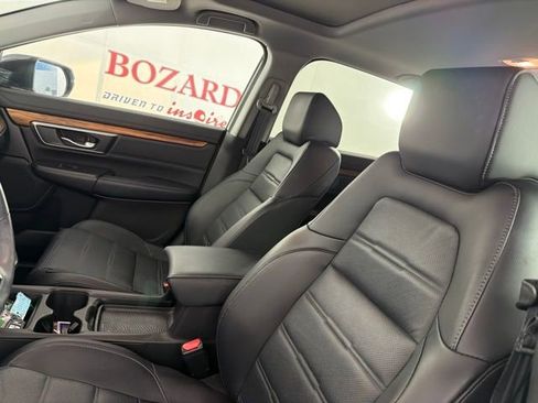 Used 2018 Honda CR-V Touring image 11