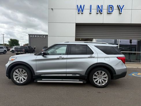 Used 2022 Ford Explorer Limited RWD image 11