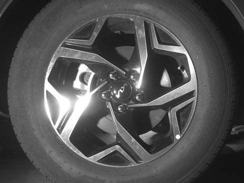 Used 2025 Kia Sportage LX image 15