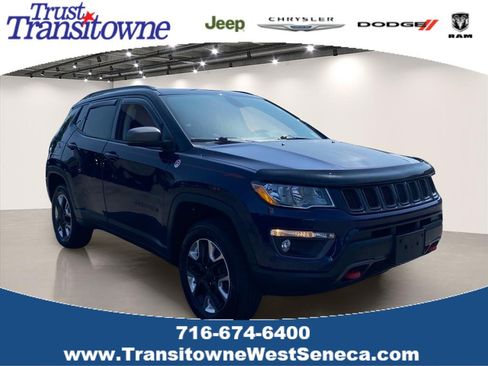Used 2018 Jeep Compass Trailhawk w/ Leather Interior Group AWD/4WD image 1