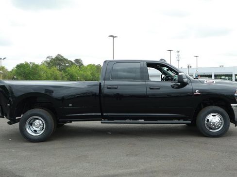 New 2026 RAM 3500 Tradesman image 4