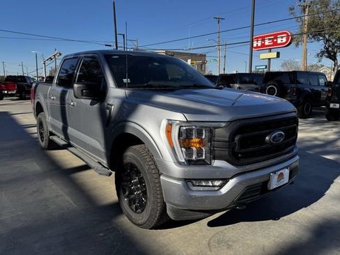 Used 2023 Ford F150 XLT w/ Equipment Group 302A High image 4