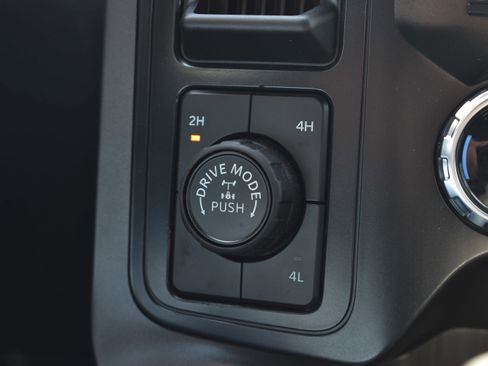 New 2025 Ford F150 XLT w/ Equipment Group 301A Standard image 19