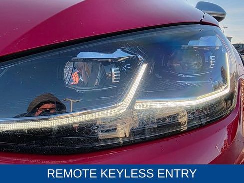 Used 2019 Volkswagen Golf Alltrack SE image 11