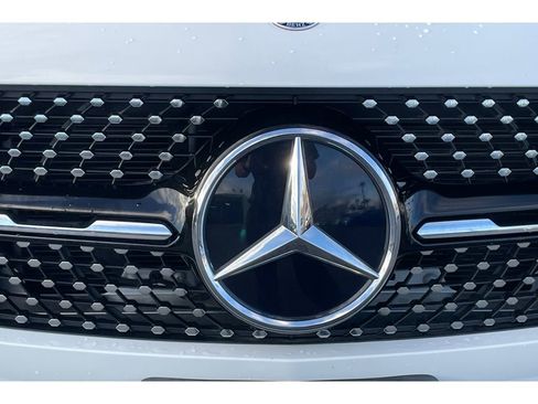 Used 2021 Mercedes-Benz GLC 300 image 47