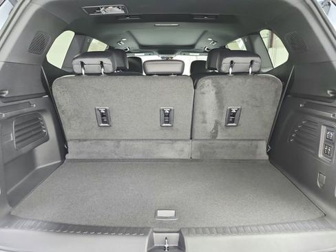New 2026 GMC Acadia Denali w/ Super Cruise Package FWD image 48