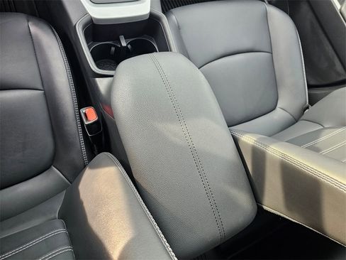 Used 2024 Toyota RAV4 XLE Premium image 30