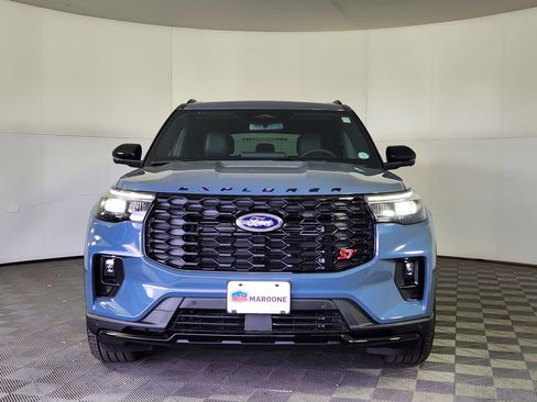 New 2026 Ford Explorer ST w/ Sun And Sound Package image 2