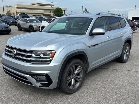 Used 2018 Volkswagen Atlas SE w/ R-Line Package image 1