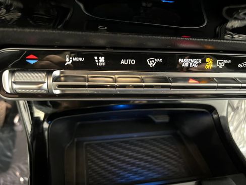 Used 2025 Mercedes-Benz CLA 250 4MATIC image 53